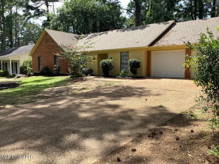 1528 Tracewood Drive, Jackson, MS 39211 - Image #2