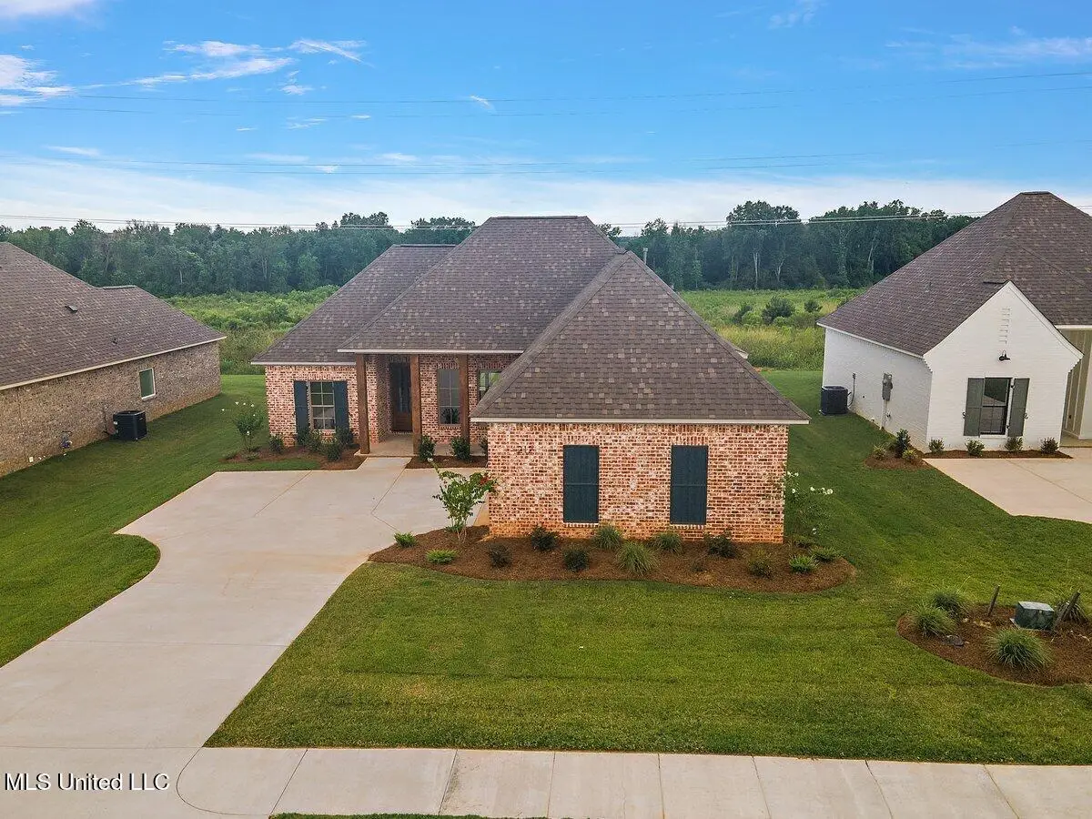212 Azure Drive, Canton, MS 39046 - Image #1