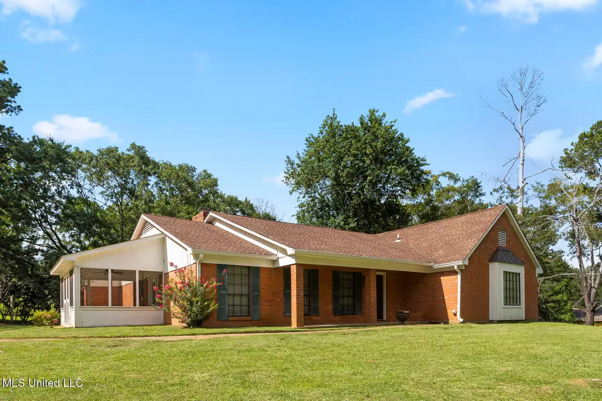 332 Kiowa Drive, Madison, MS 39110 - Image #1