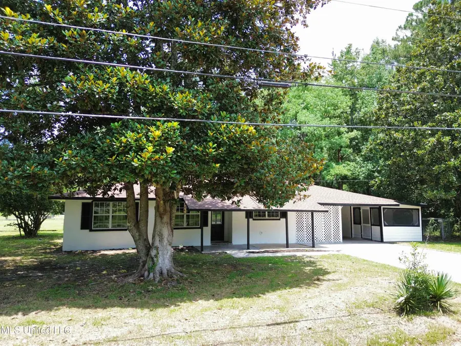 4317 Knowles Avenue, Moss Point, MS 39562 - Image #2