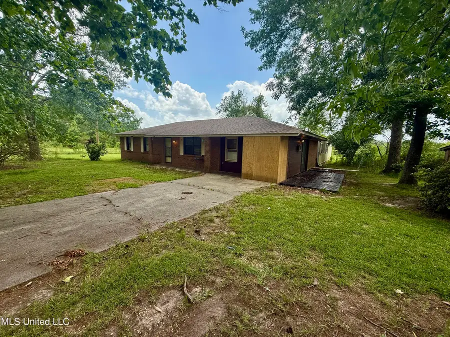 948 Horseshoe Road, Mount Olive, MS 39119 - Image #2
