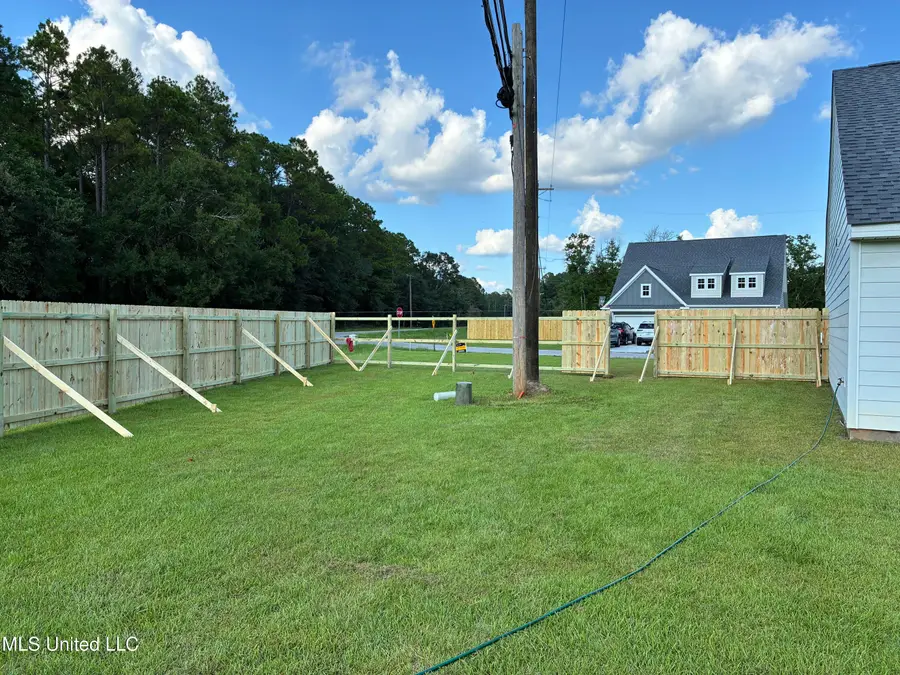 5900 Southwark Drive, Ocean Springs, MS 39564 - #2