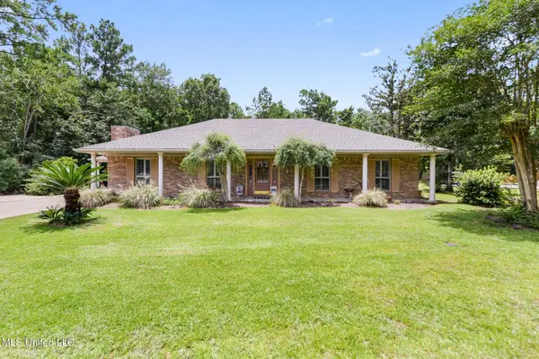 8327 Kahala Drive, Diamondhead, MS 39525
