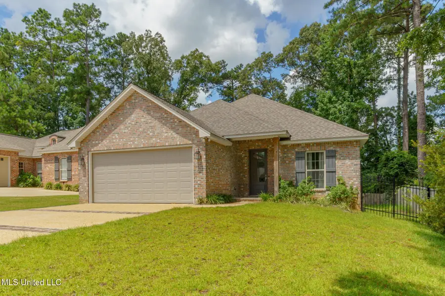 46 Canal Drive, Hattiesburg, MS 39402 - Image #2