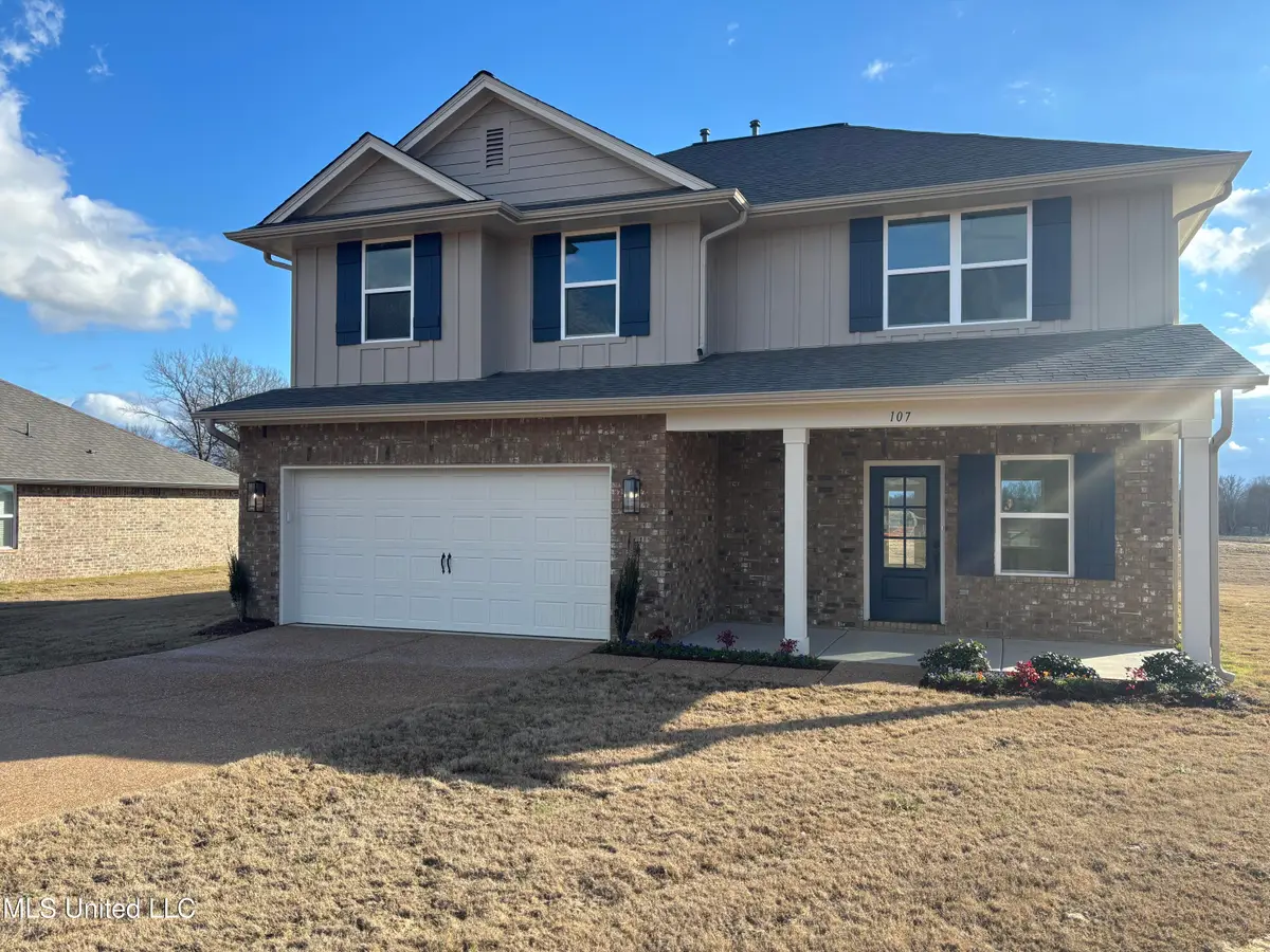 107 Red Bird Cove, Senatobia, MS 38668 - Image #1