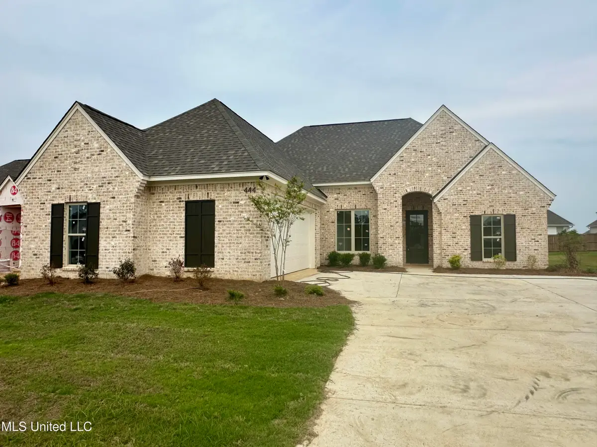 444 Aurora Circle, Canton, MS 39046 - Image #1