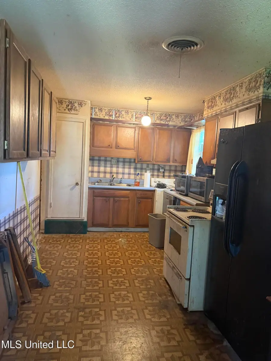 6670 Embassy Circle, Horn Lake, MS 38637 - Image #3