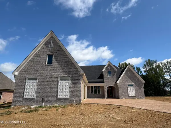 1558 John Thomas Cove, Hernando, MS 38632