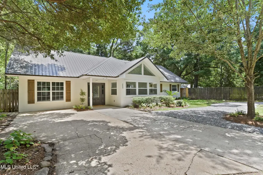 5808 Ridge Road, Ocean Springs, MS 39564 - Image #2