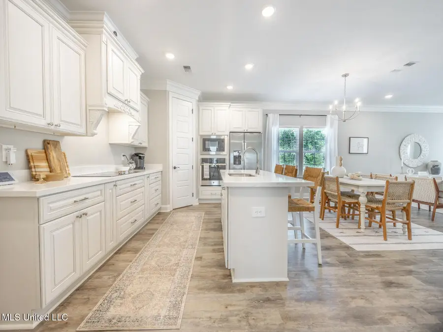 212 Savannah Gardens Road, Ocean Springs, MS 39564 - Image #2