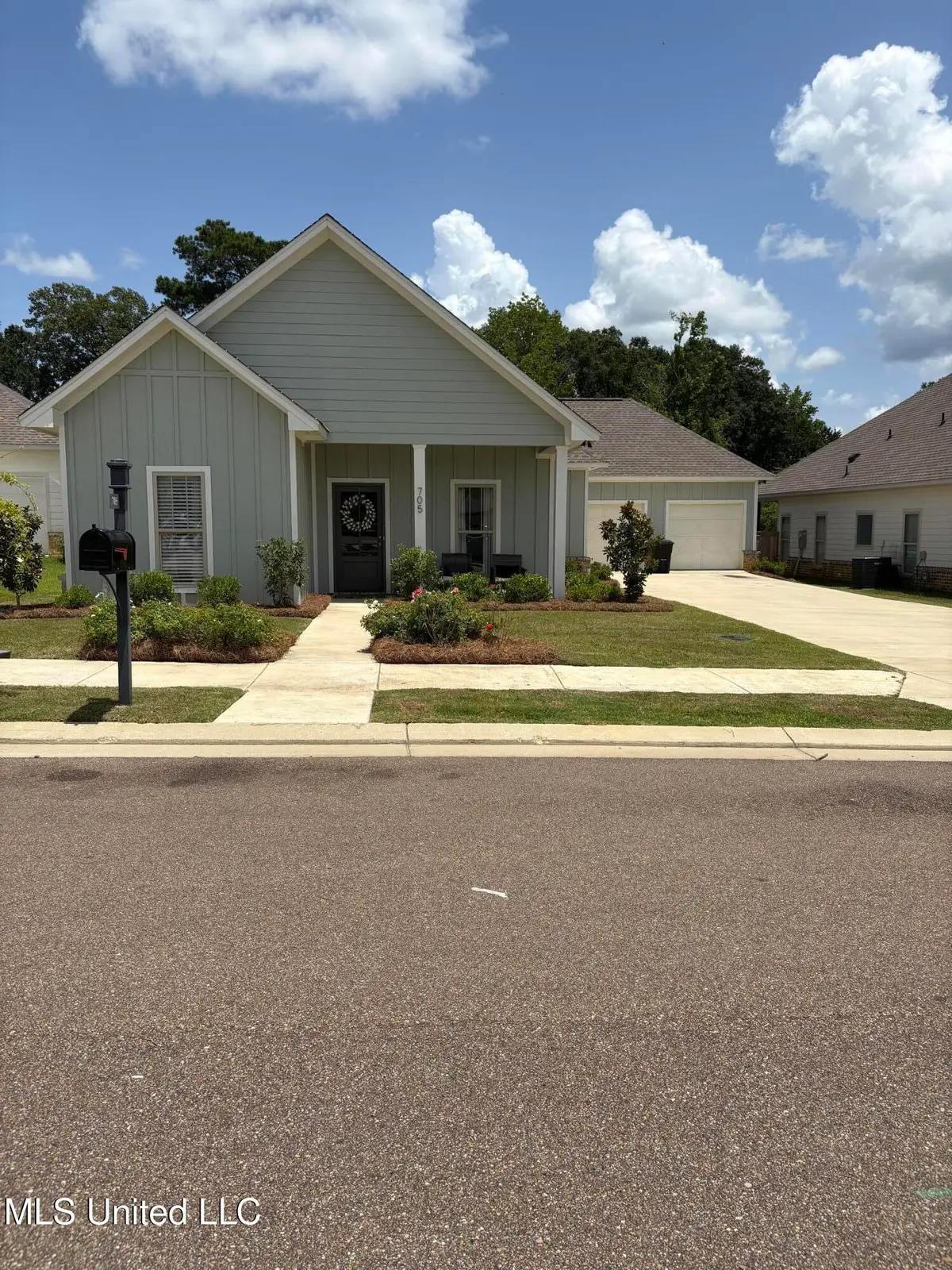 705 Heartwood Lane, Brandon, MS 39042 - Image #1