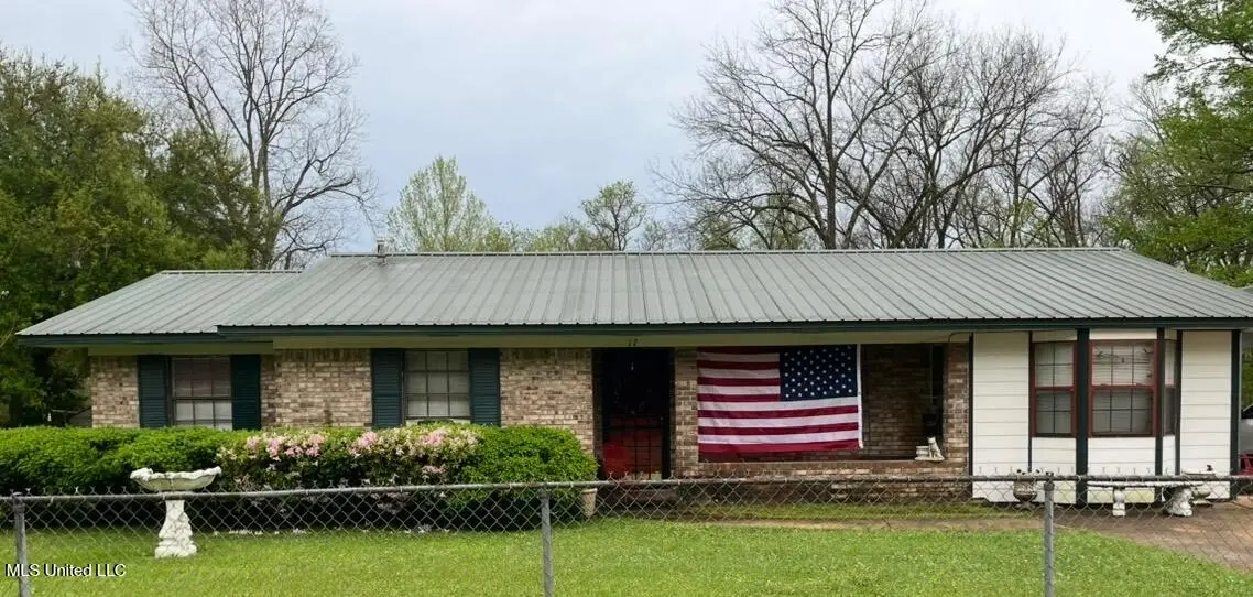 17 Anderson Drive, Natchez, MS 39120 - Image #1