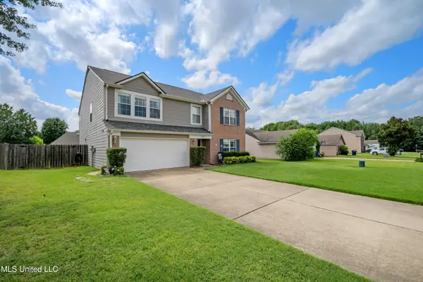 7397 Hunters Horn Drive, Olive Branch, MS 38654