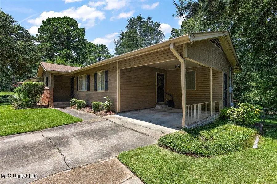 216 Pine Ridge Road, Jackson, MS 39206 - Image #3