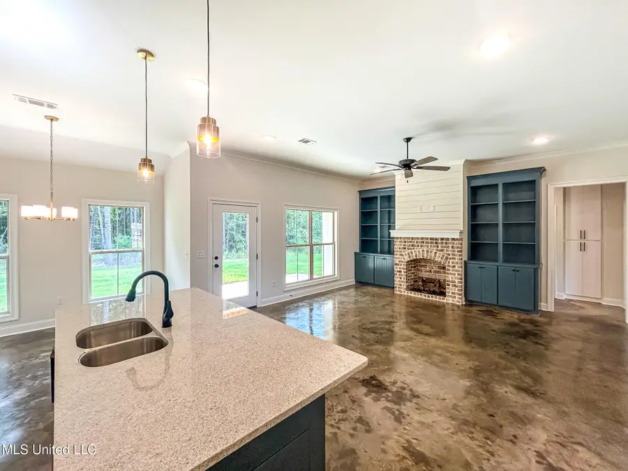 957 Riverside Lane, Pearl, MS 39208 - Image #2