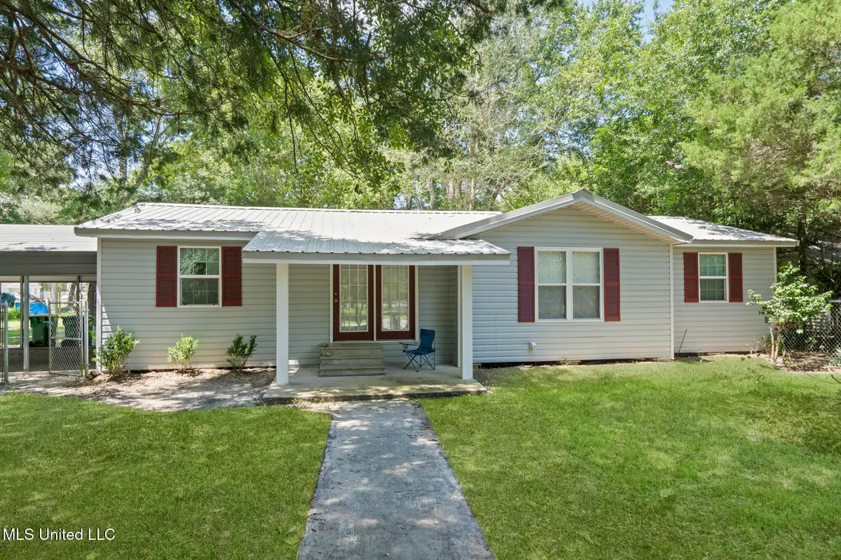 529 Pear Street, Ocean Springs, MS 39564 - Image #1
