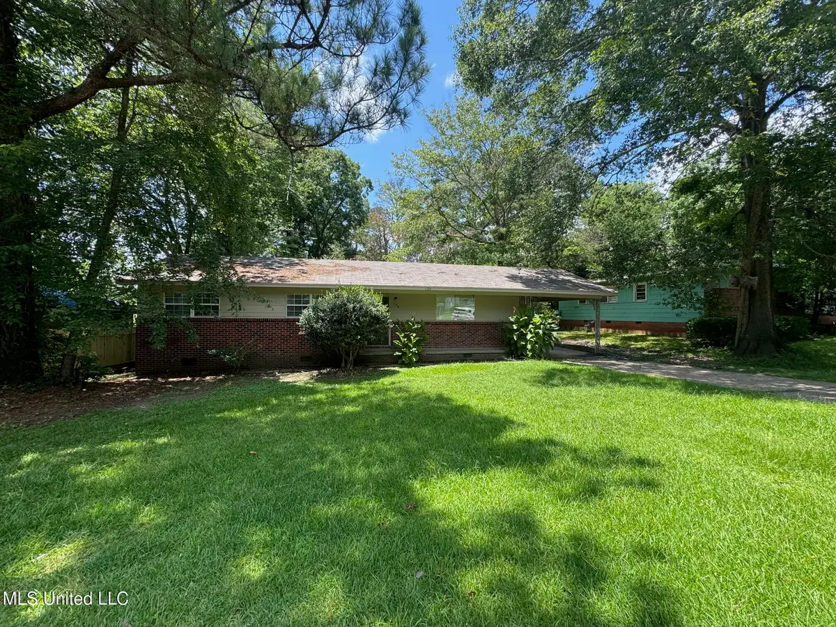 135 Queen Anne Lane, Jackson, MS 39209 - Image #1