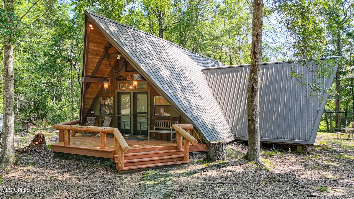 114 Mustang Drive, Wesson, MS 39191 - Image #1