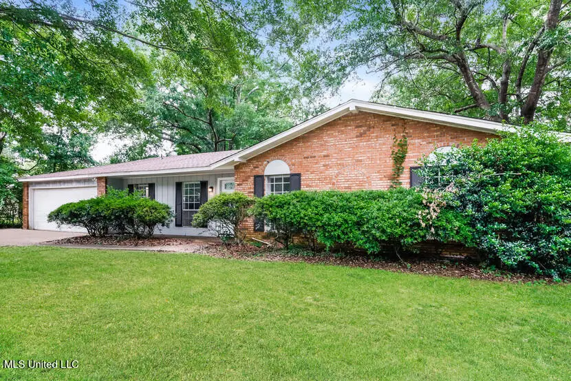 5865 E Sedgwick Court, Jackson, MS 39211 - Image #2