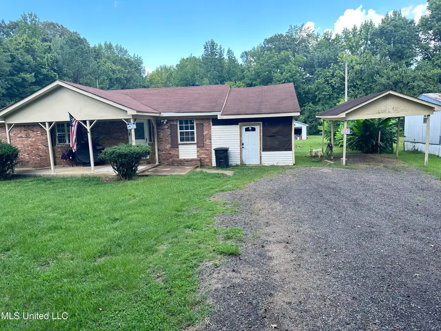 1981 Poagville Rd Road, Coldwater, MS 38618 - Image #2