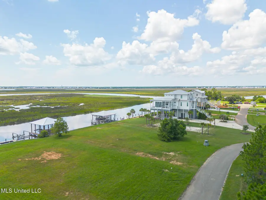 328 Puunani Place, Diamondhead, MS 39525 - Image #3