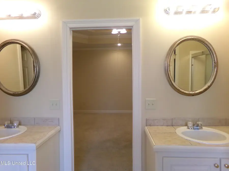 204 Prewitt Circle, Richland, MS 39218 - Image #3