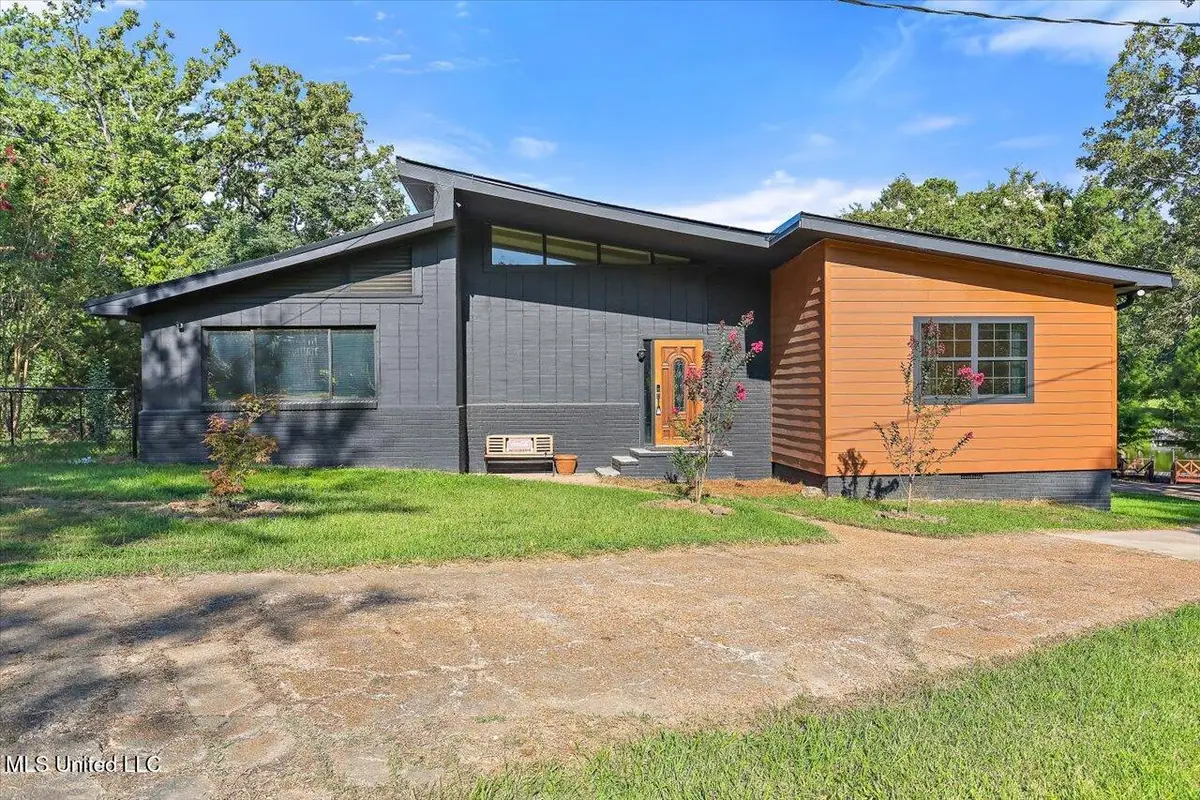 108 Kimwood Place, Florence, MS 39073 - Image #1