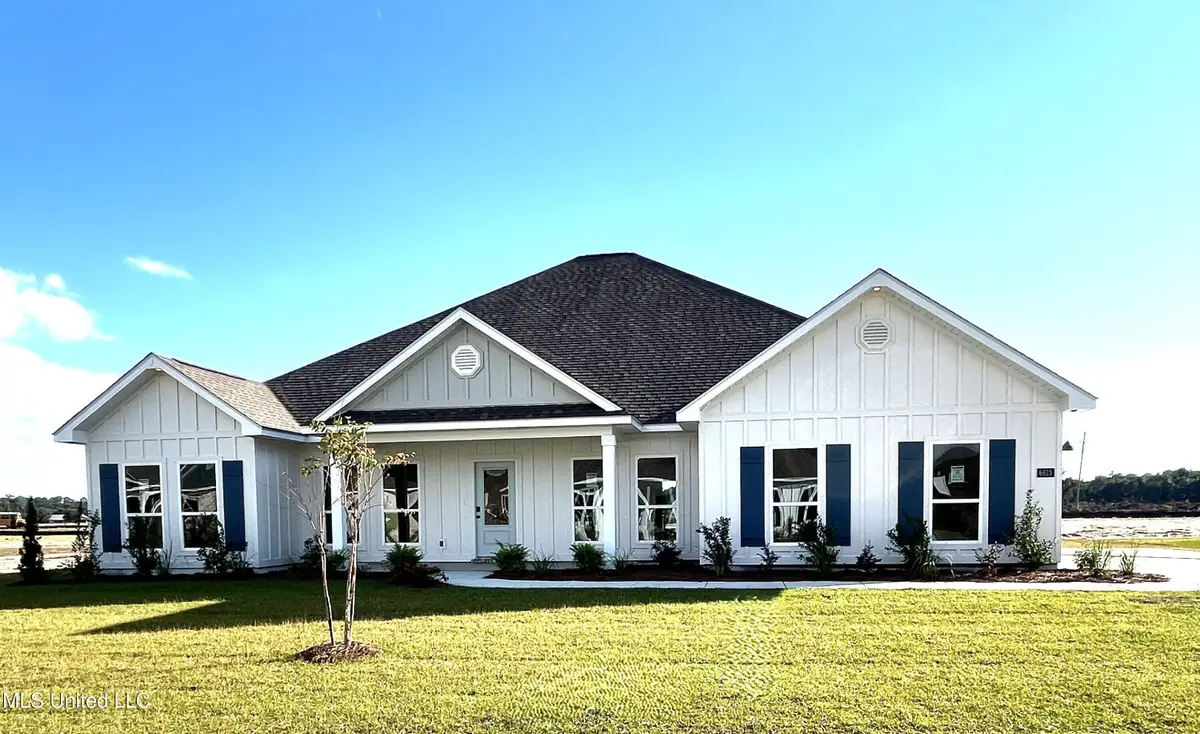 6613 Palm Pointe Drive, Ocean Springs, MS 39564 - Image #1