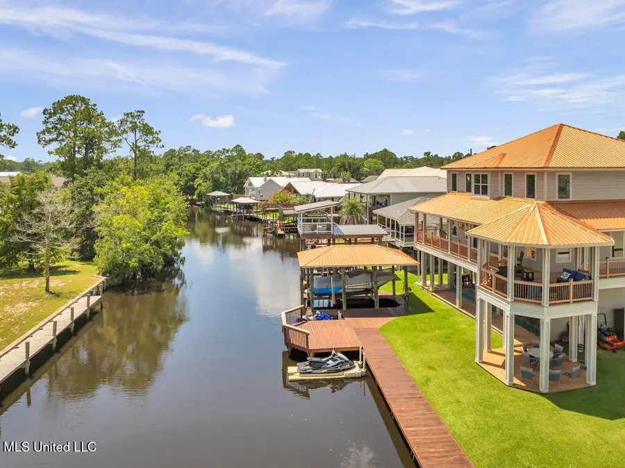 6253 Shawnee Street, Kiln, MS 39556 - Image #3