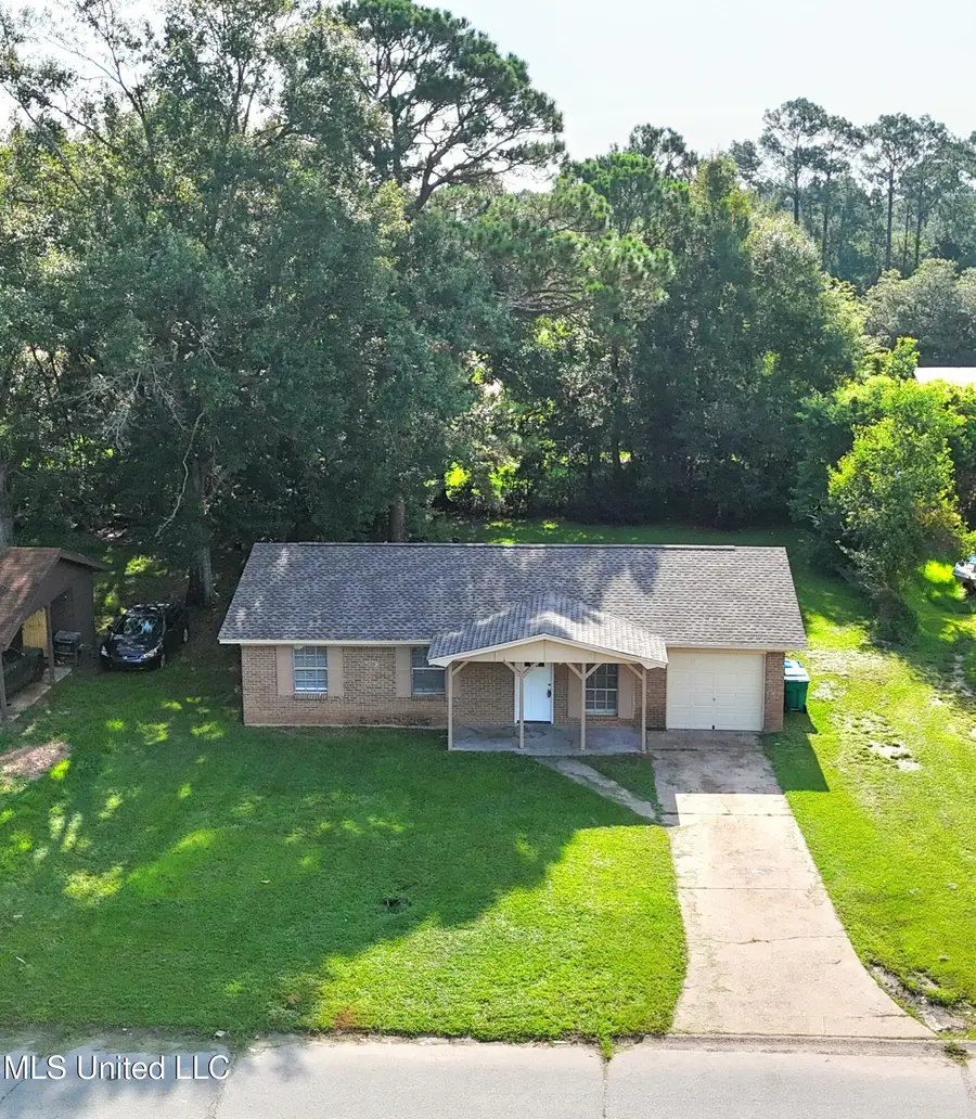 4100 Karen Street, Moss Point, MS 39563 - Image #2