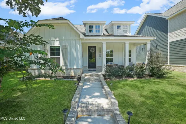 121 Grande View Drive, Biloxi, MS 39531