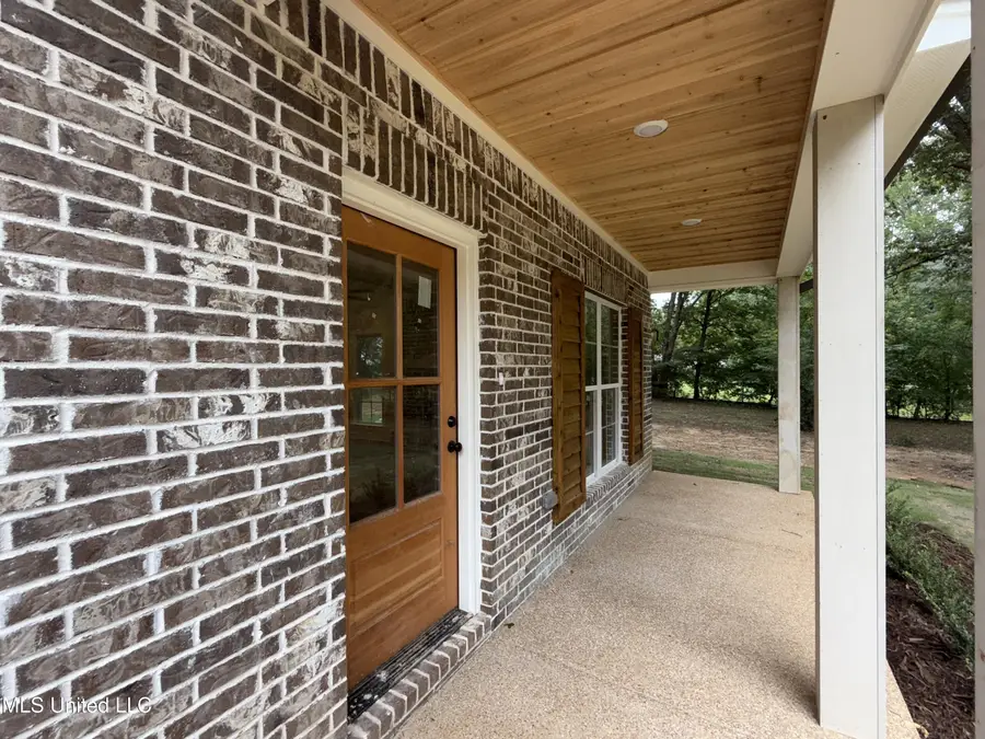 152 Spring Dove Road, Byhalia, MS 38611 - Image #3