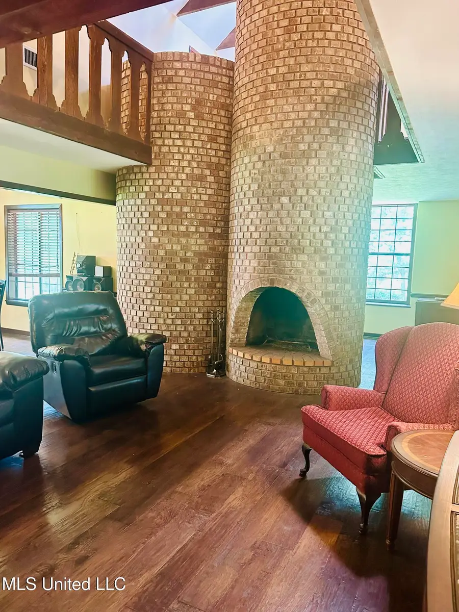 56 Dunbar Road, Natchez, MS 39120 - #3