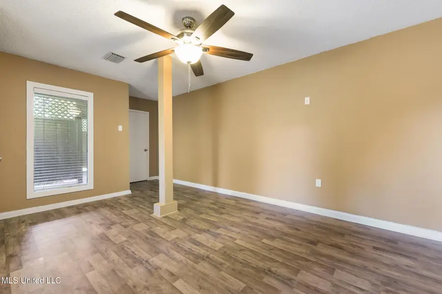 687 Oahu Street, Diamondhead, MS 39525 - Image #3