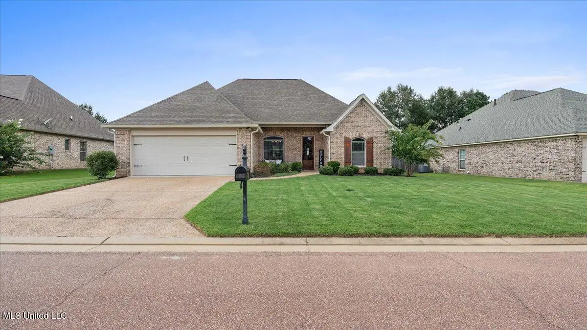 217 Clubview Circle, Pearl, MS 39208 - Image #1