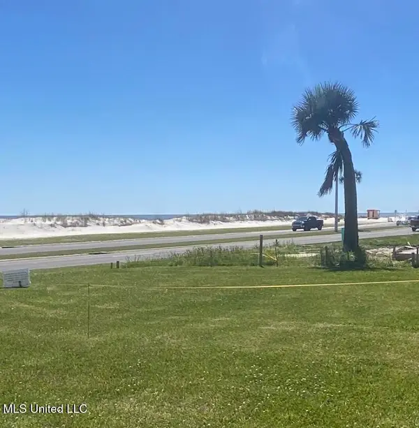 1602 Beach Boulevard, Biloxi, MS 39531