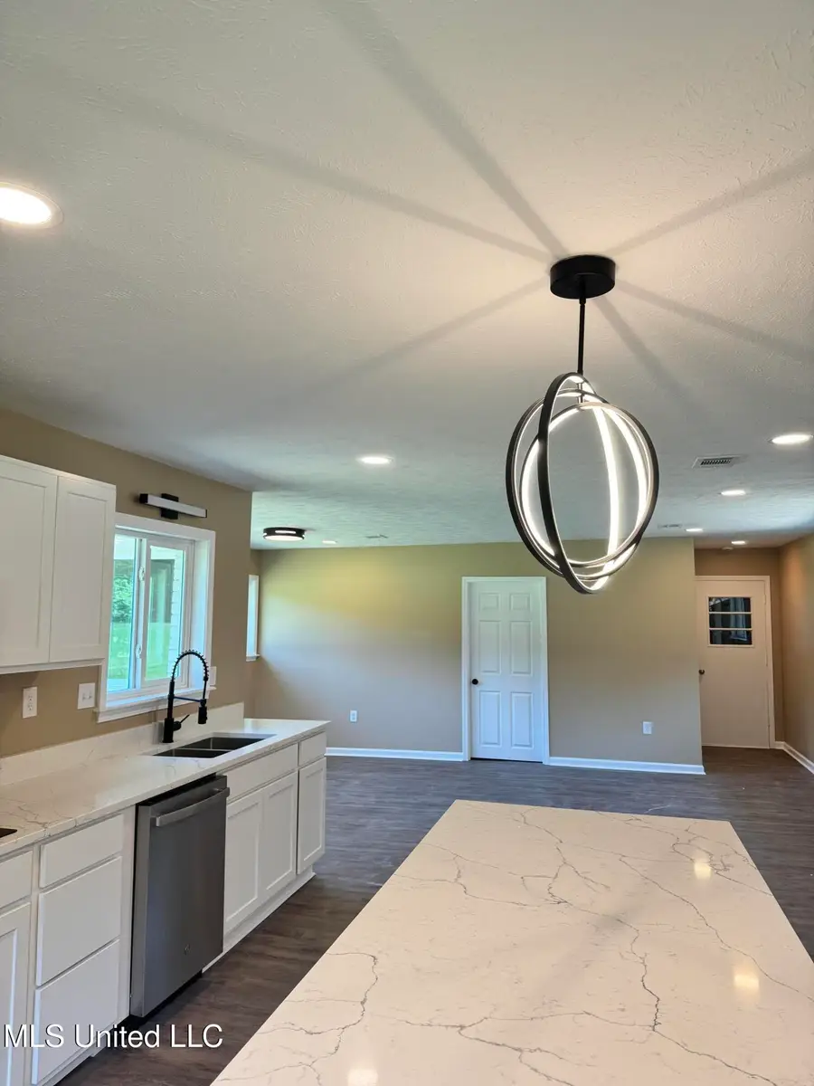 319 Glenfield Road, Canton, MS 39046 - Image #3