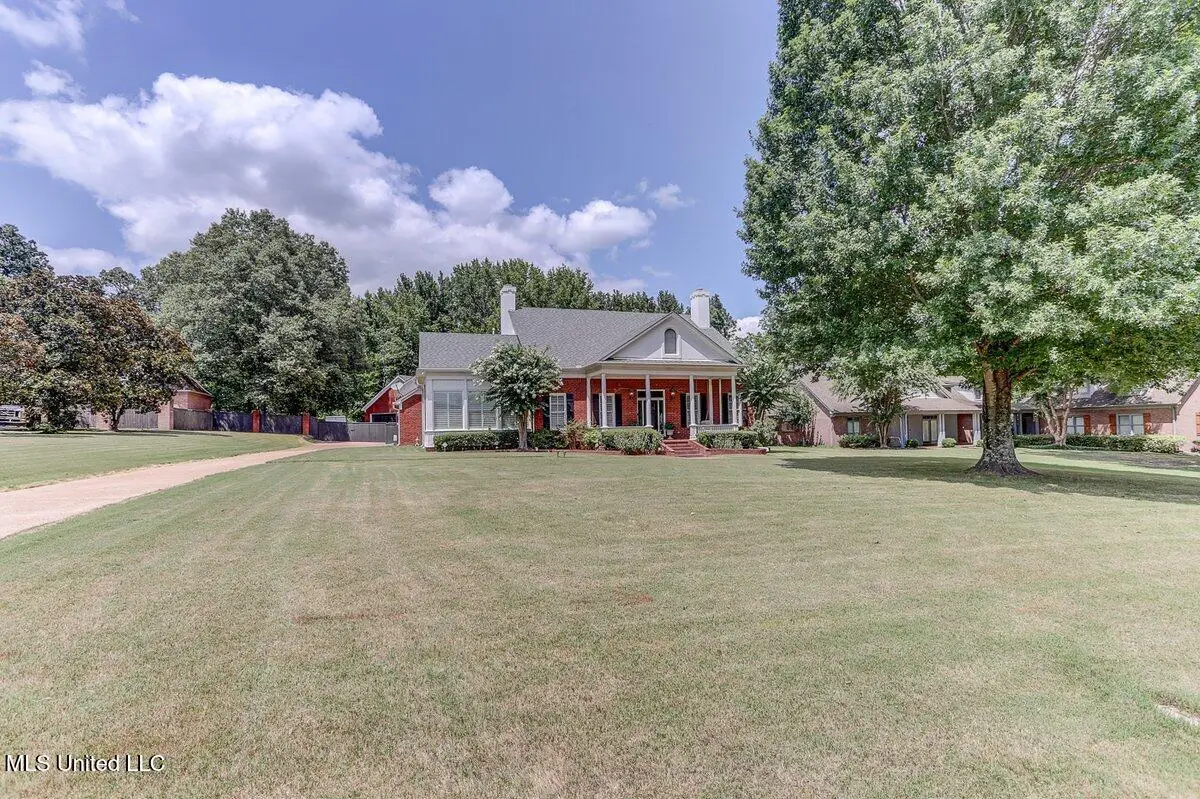 5460 Wedgewood Drive, Olive Branch, MS 38654 - Image #1