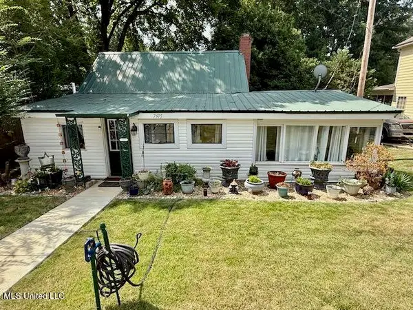 7975 Crescent Circle, Olive Branch, MS 38654