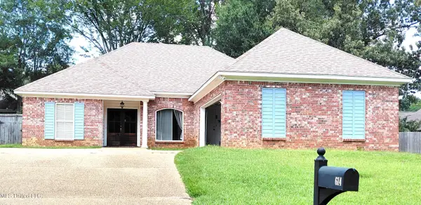 614 Walnut Grove Drive, Pearl, MS 39208