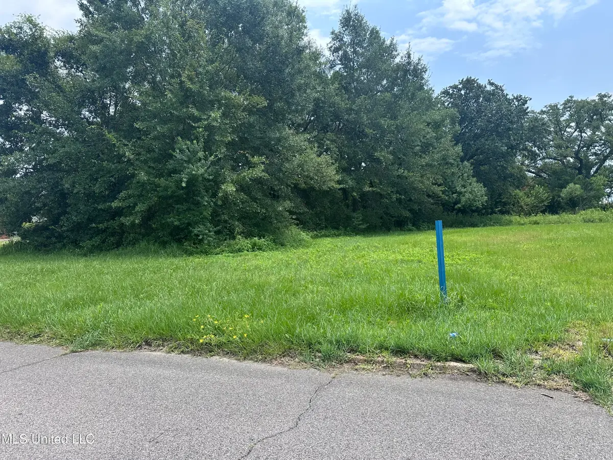 1310 Cherokee Street, Pascagoula, MS 39581 - Image #1