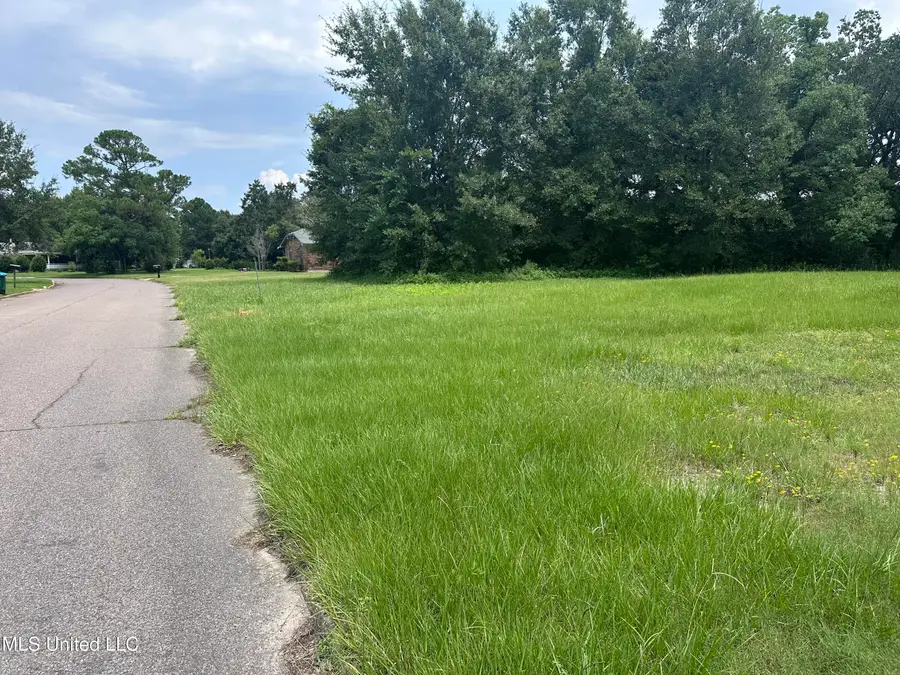 1310 Cherokee Street, Pascagoula, MS 39581 - Image #3