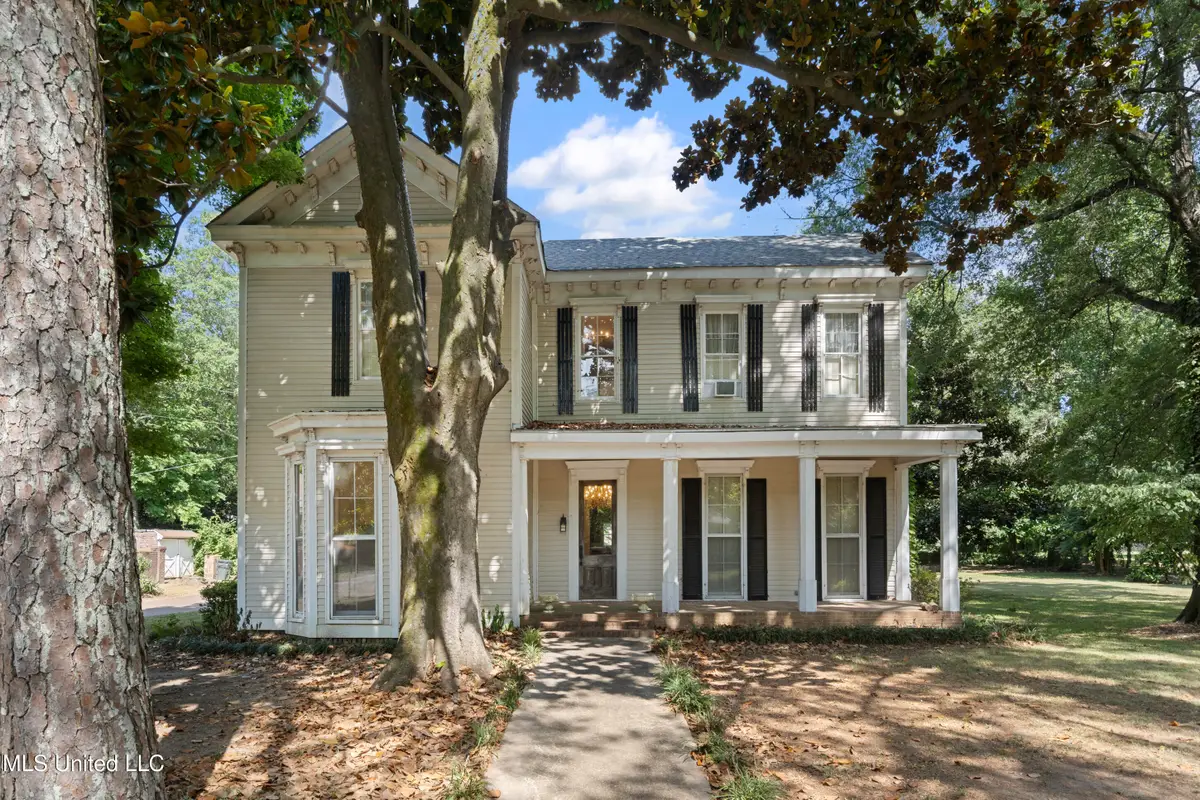 251 S Craft Street, Holly Springs, MS 38635 - #1