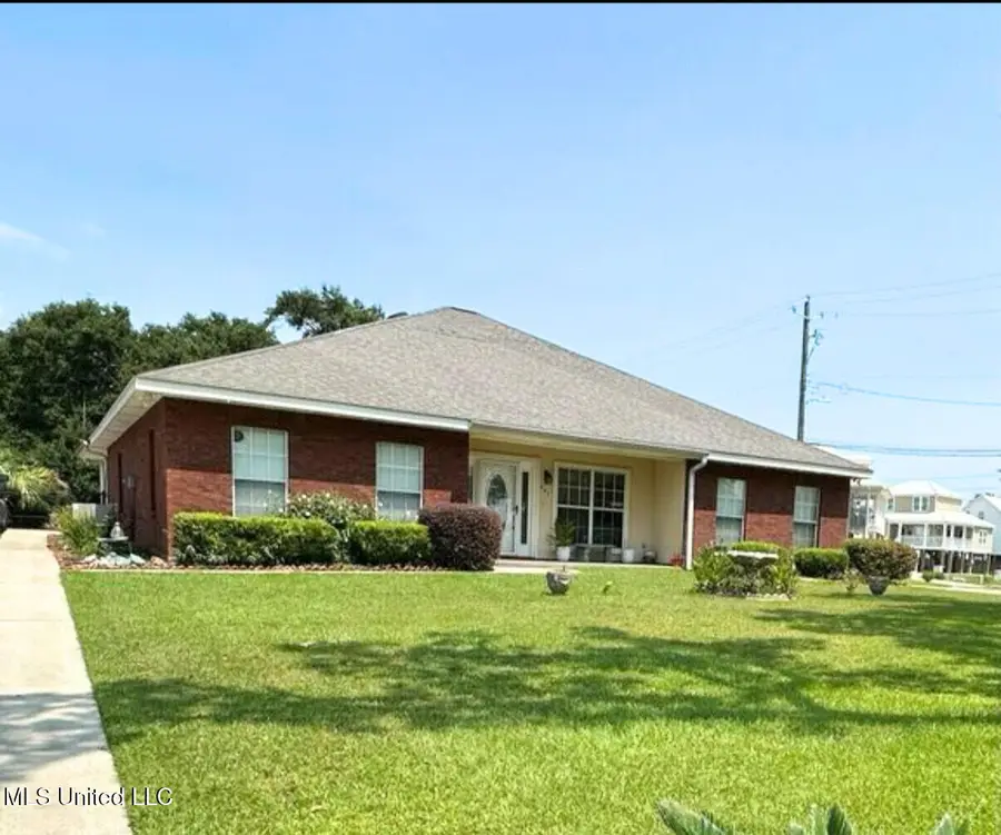 447 Russell Avenue, Long Beach, MS 39560 - Image #2