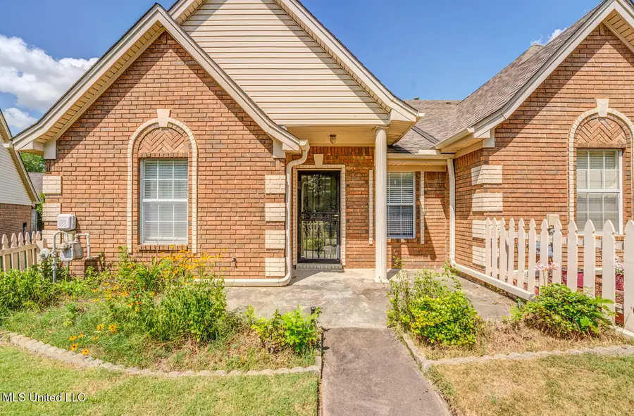 6742 Beaumont Circle, Southaven, MS 38671 - Image #2