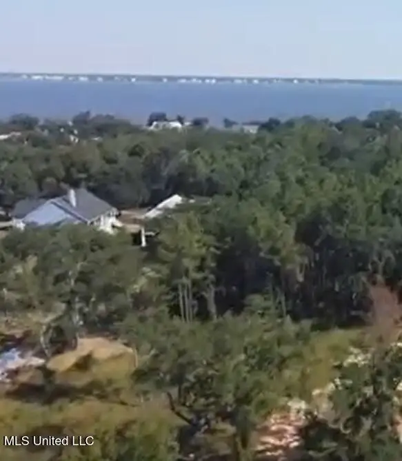 128 Oaks Boulevard, Bay Saint Louis, MS 39520