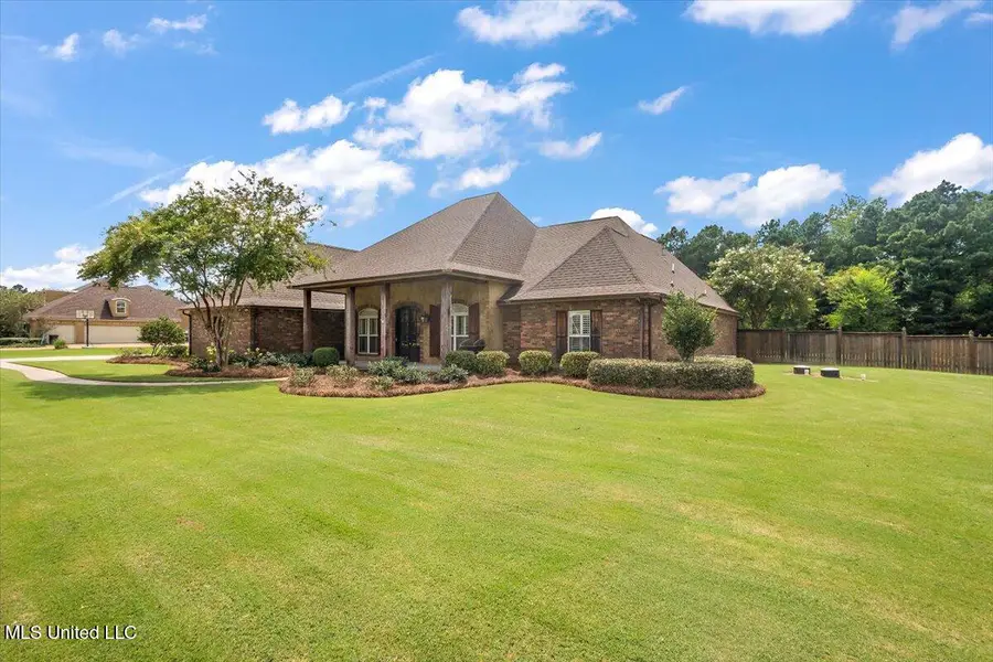 216 Meadowlands Drive, Brandon, MS 39047 - Image #2