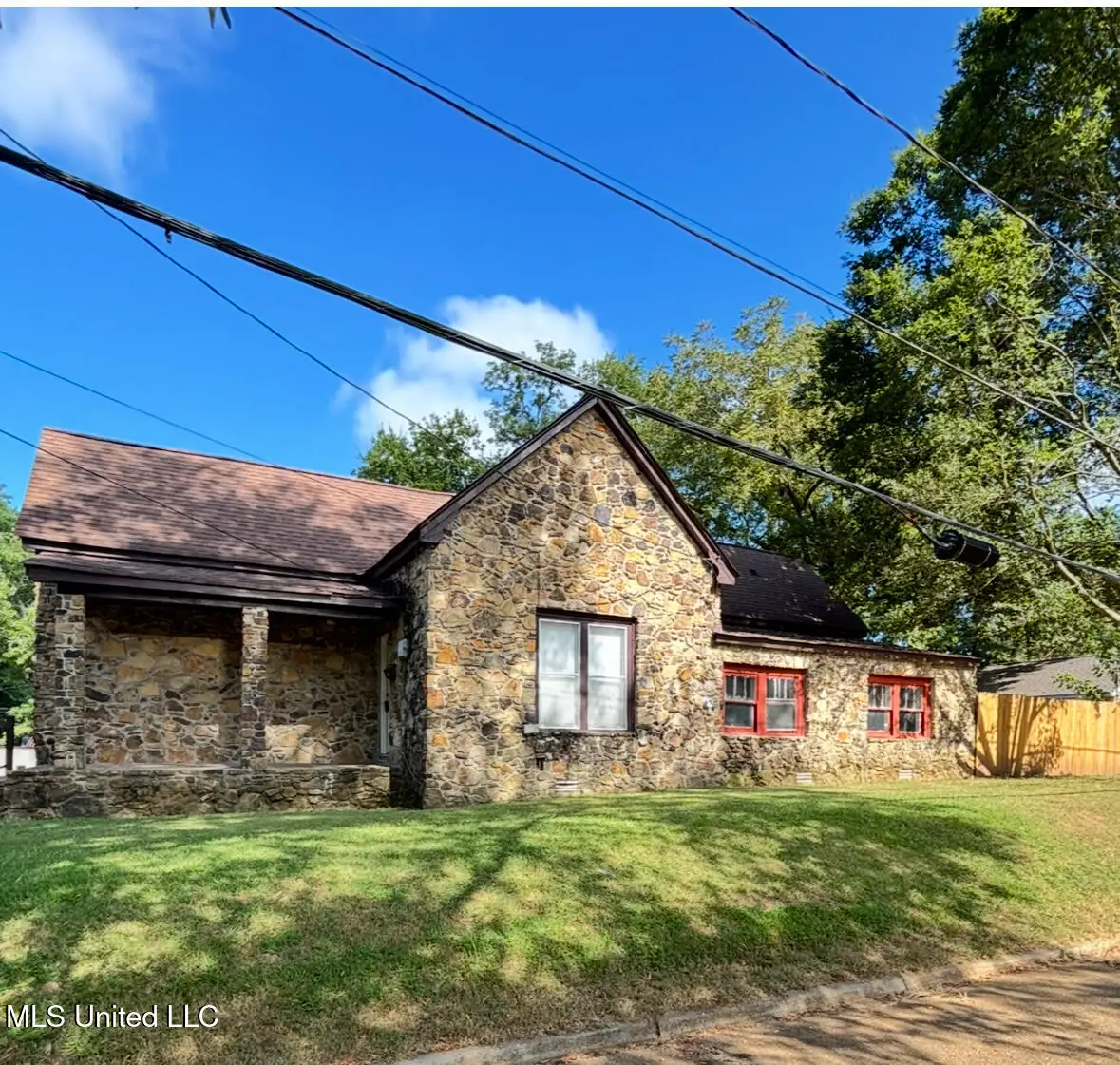 313 Garfield Street, New Albany, MS 38652 - Image #1