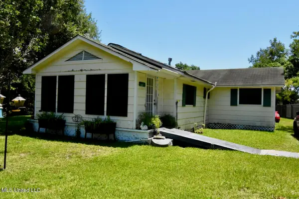 432 Klondyke Road, Long Beach, MS 39560