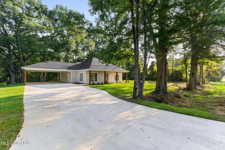 629 Shirley Sanford Road, Seminary, MS 39479 - Image #3